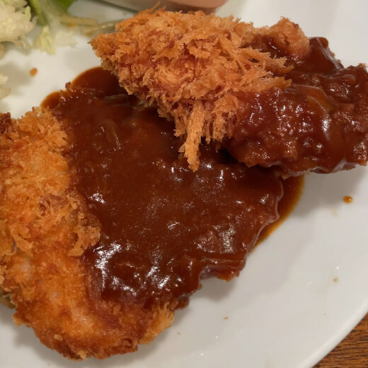 ヤンキィース　ポークヒレかつ